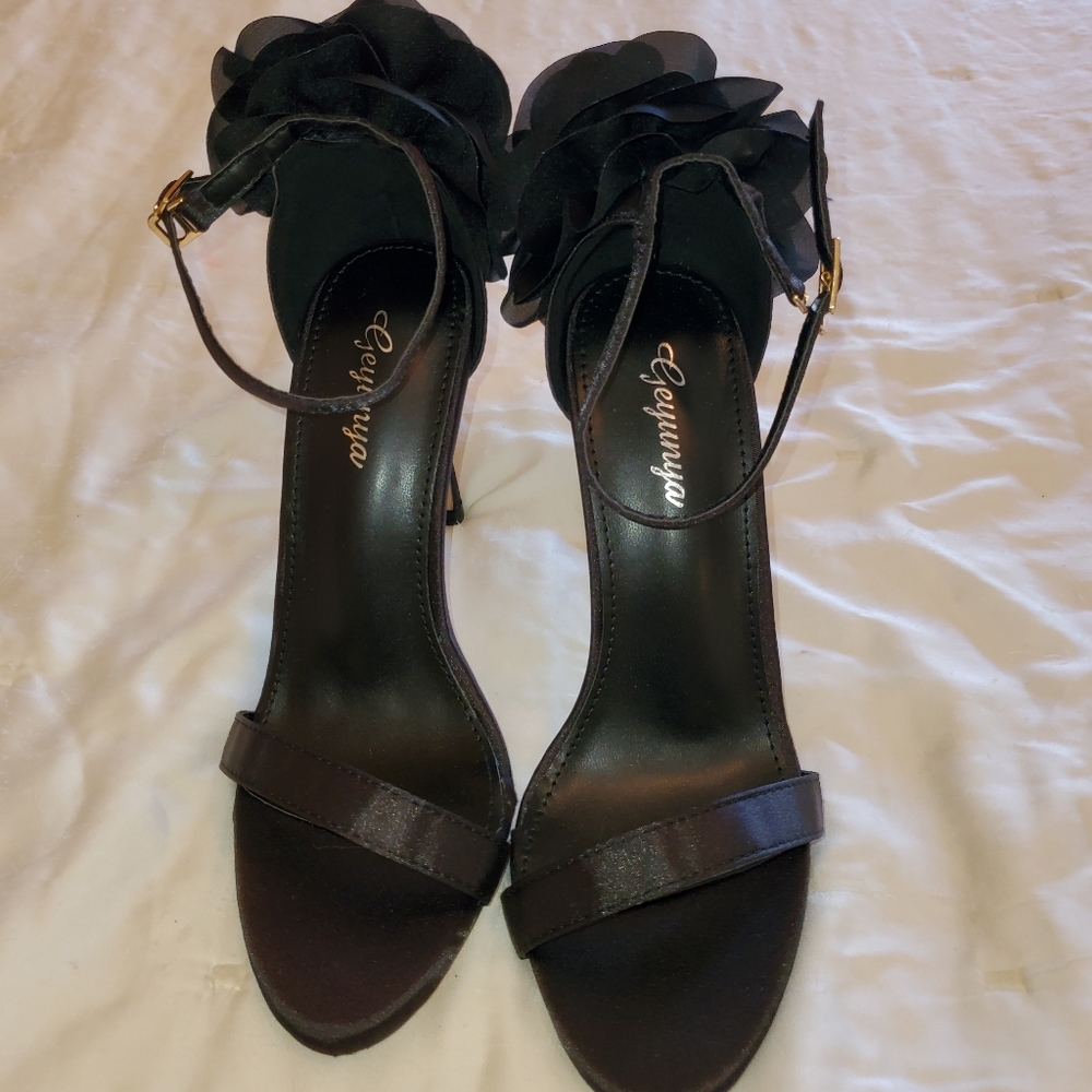 Beautiful heels with rose